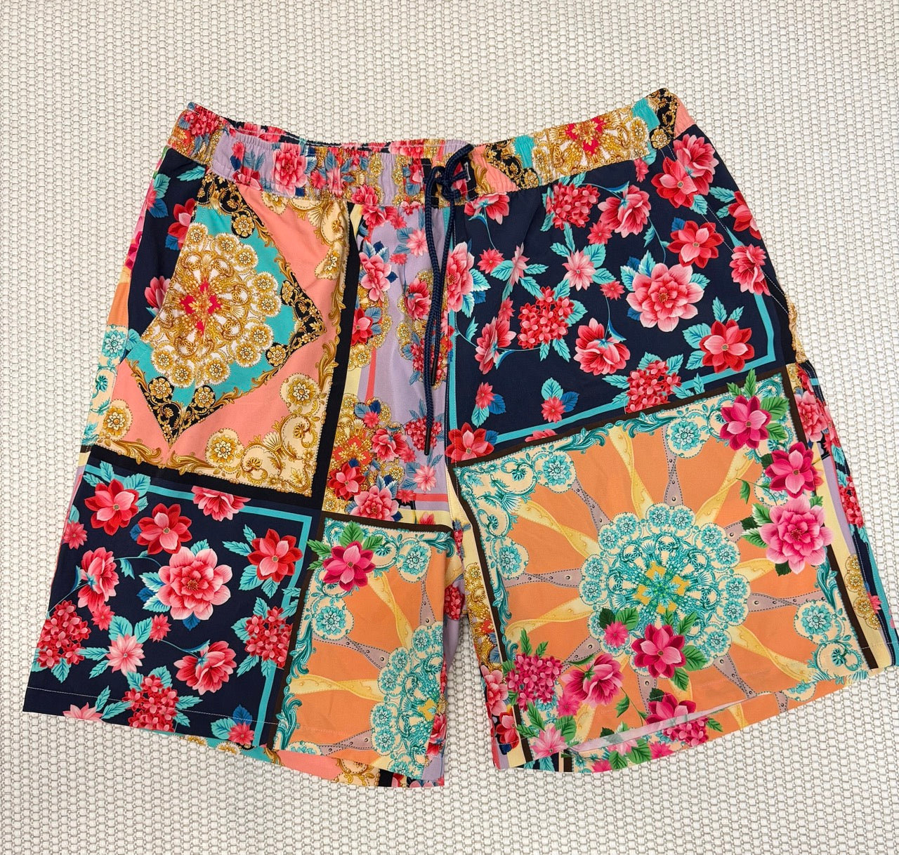 Johnny Was Jasper Men's Trunks in Multi -New with Tags. Resort Retail $118.00