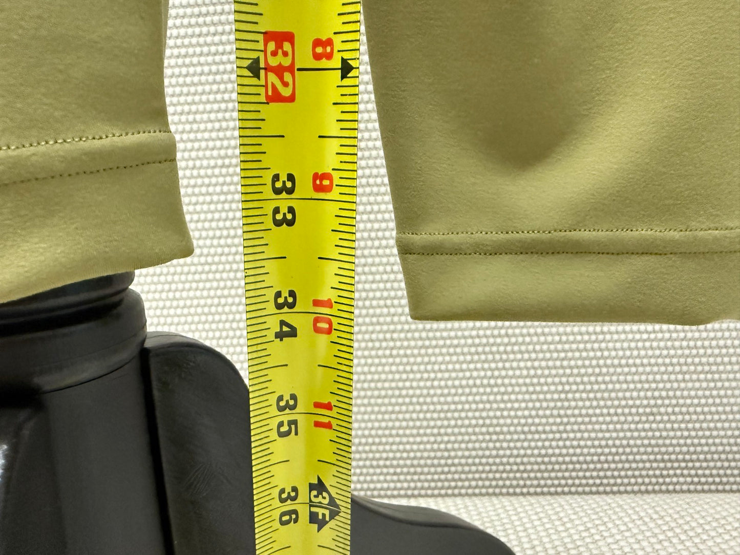 Lululemon Olive Green Tight 25" Womens