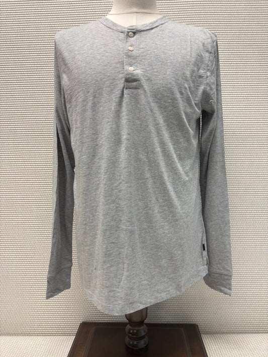 Superdry Studios “L/S 3-Button Henley” in Mid Grey Marl — New with Tags. Resort retail $55.