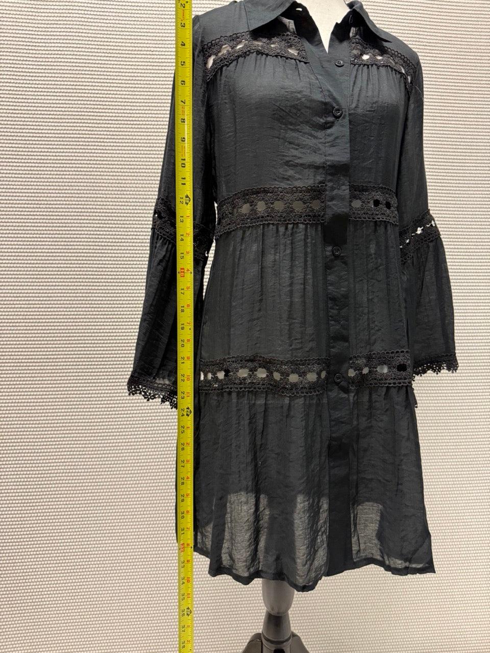 Elan “Black Lace-Trim Button Front Tunic Cover-Up” —New with Tags. Resort retail $88.