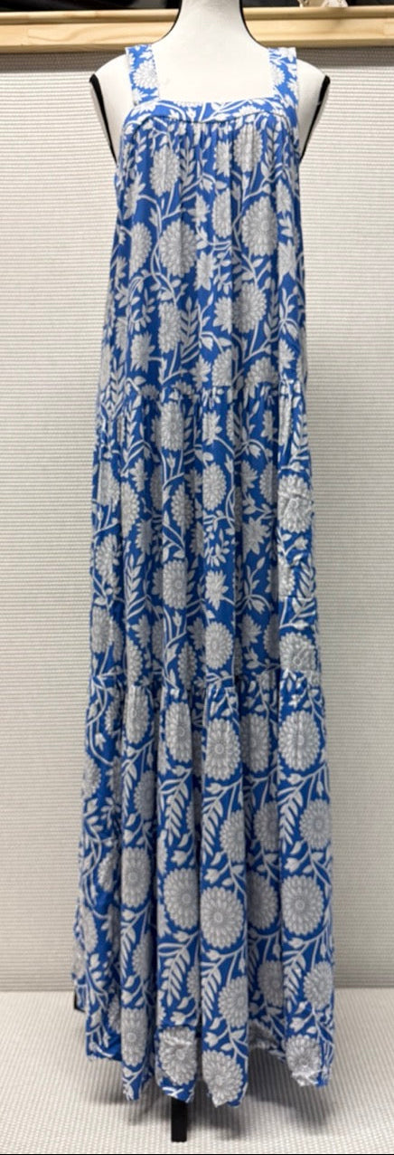 Elan “Blue Floral Tiered Maxi Dress” —New with Tags. Resort retail $80.