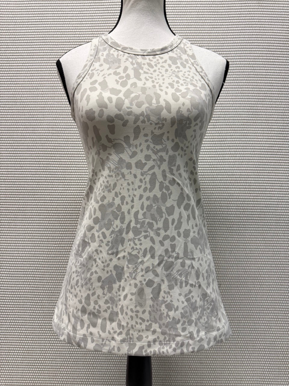 Lululemon "Align" HIp-Length Racerback Tank in White— New with Tags. Resort retail $58.00