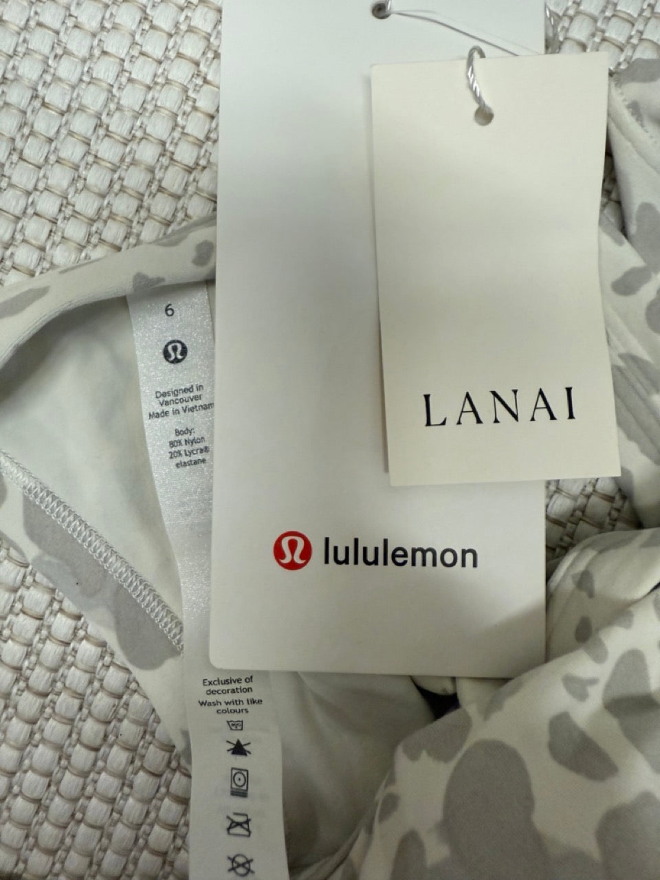 Lululemon "Align" HIp-Length Racerback Tank in White— New with Tags. Resort retail $58.00
