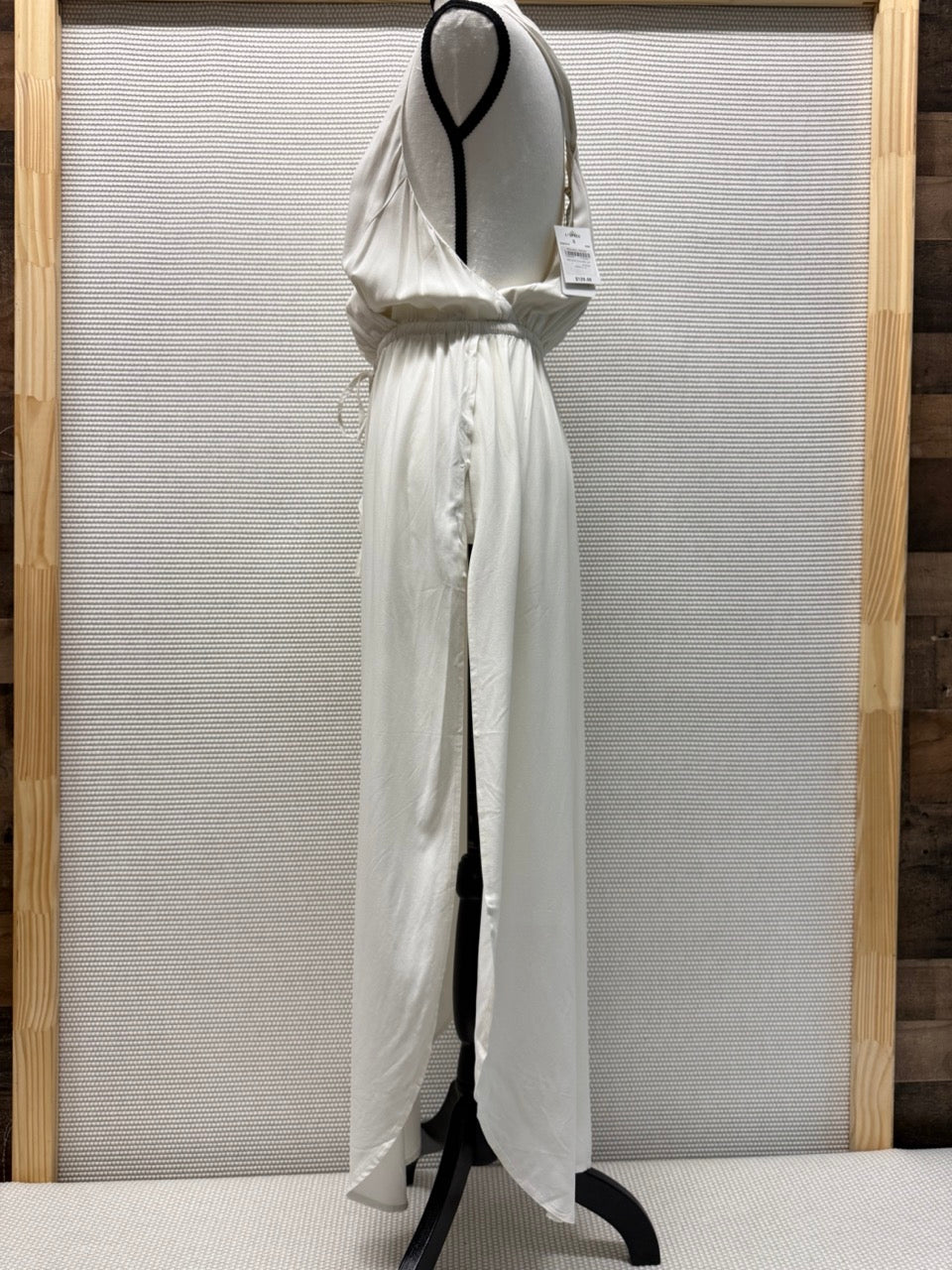 L*Space “Kenzie Cover Up" Cream —New with Tags. Resort retail $150.00