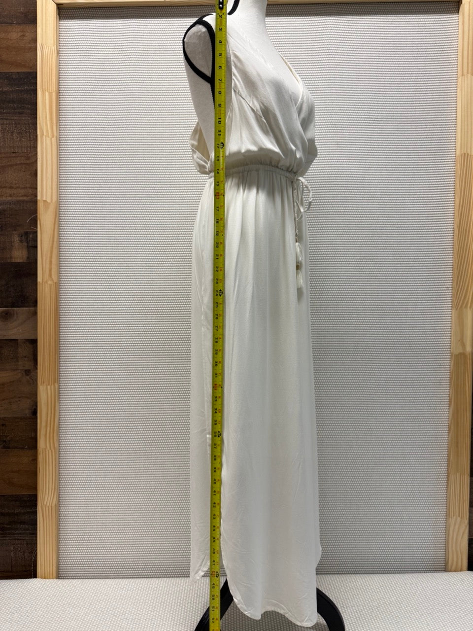 L*Space “Kenzie Cover Up" Cream —New with Tags. Resort retail $150.00