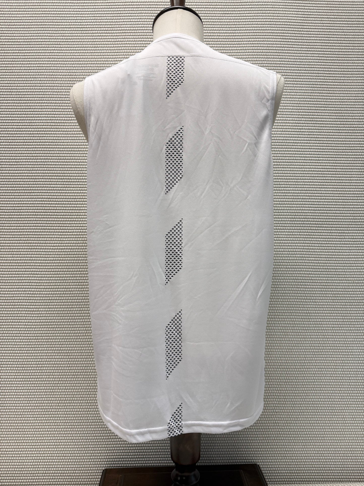 Superdry Sport “Active Mesh” White Sleeveless Training Tank — Men’s. New w/ Tag. Resort Retail $30